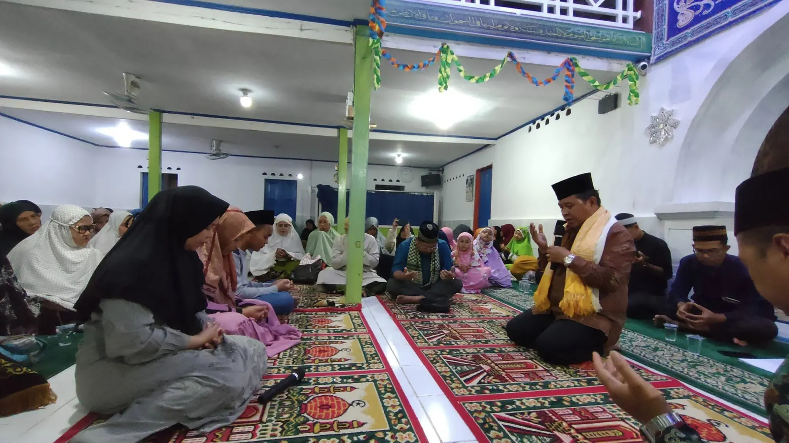 MUALAF: Program Jum’at Barokah Mempertemukan Saya dengan Ibu Yunimar (Part 1)
