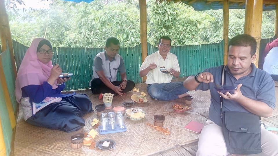 Kuliner Lamang Tapai + Kawa Daun